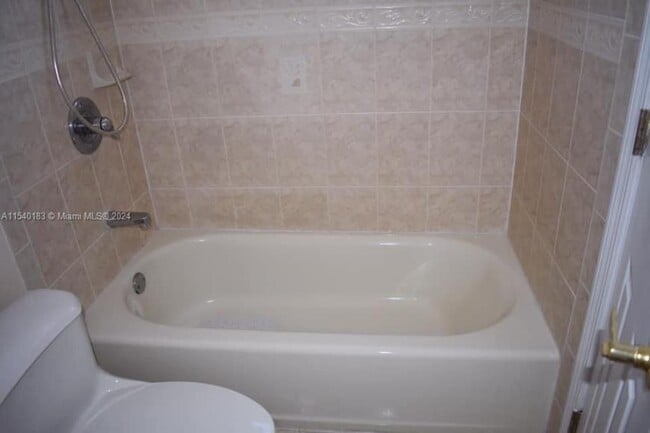 Foto del edificio - 2 bedroom in Sunny Isles Beach FL 33160