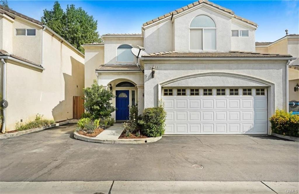 Foto principal - 17755 Merridy St