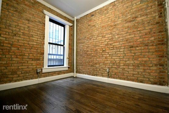 Building Photo - 641 E 9th St