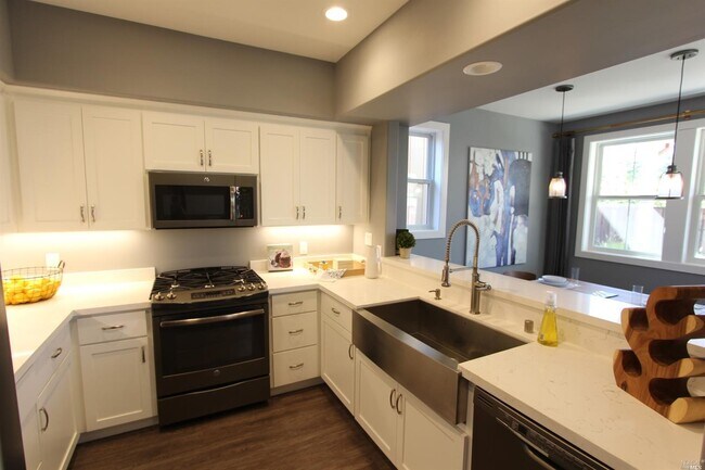 Foto del edificio - 1598 Cali Ln