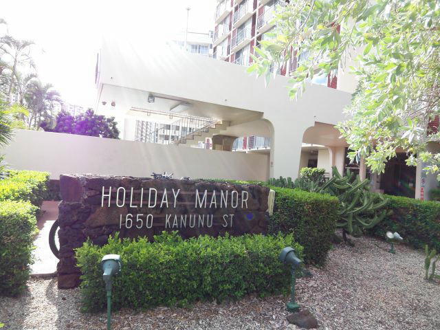 To register for the showing time below, note the 4 digit code: 5923 and click "APPLY NOW."(mobile... - To register for the showing time below, note the 4 digit code: 5923 and click "APPLY NOW."(mobile... House