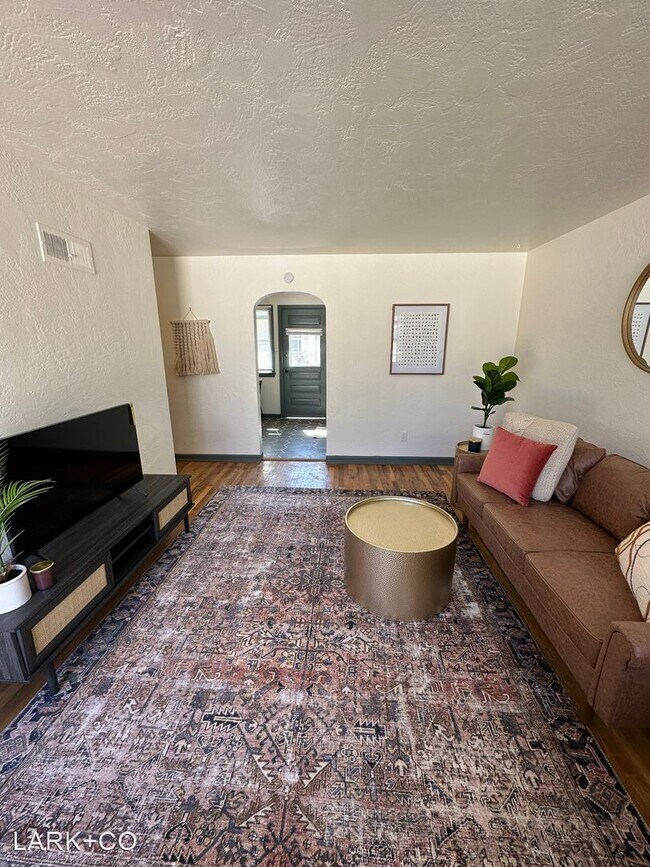 Building Photo - 1 br, 1 bath House - St. Vrain  - 422 N. H...