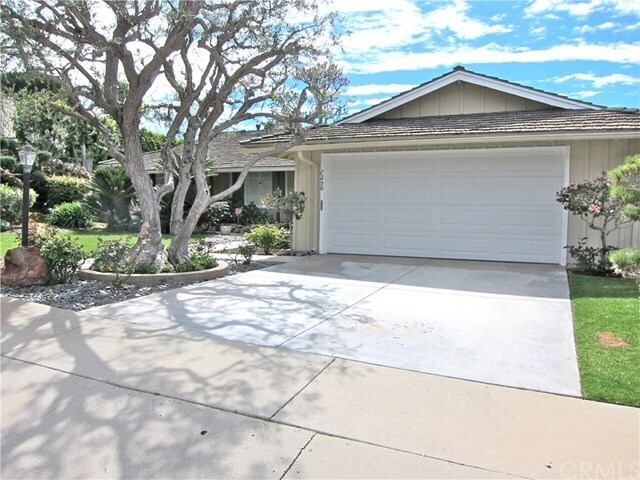 Foto del edificio - 7250 Berry Hill Dr