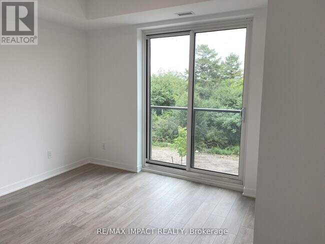 Building Photo - 385 Arctic Red Dr