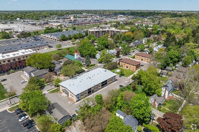 Aerial - Highland Apartments