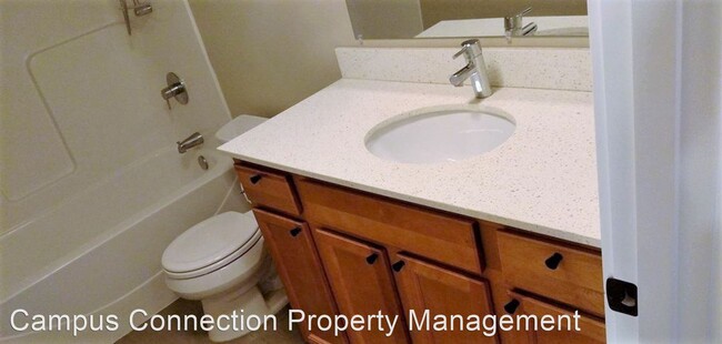 Foto del edificio - 2 br, 1 bath House - 1065 E 28th Ave