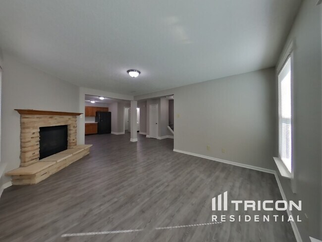 Foto del edificio - 2355 Bridlewood Dr