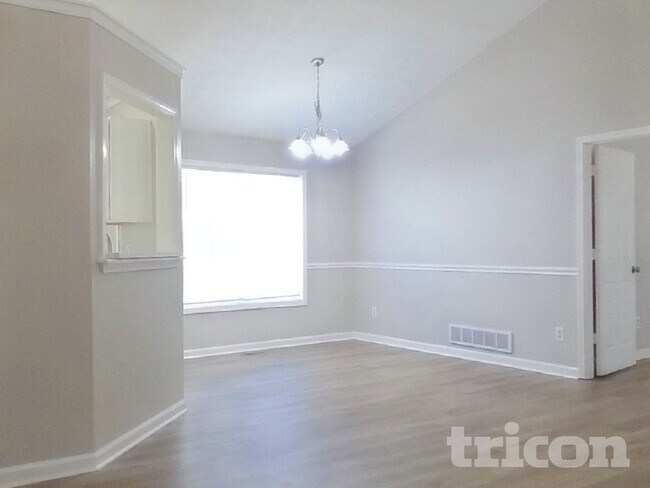 Building Photo - 128 Cliff Ct