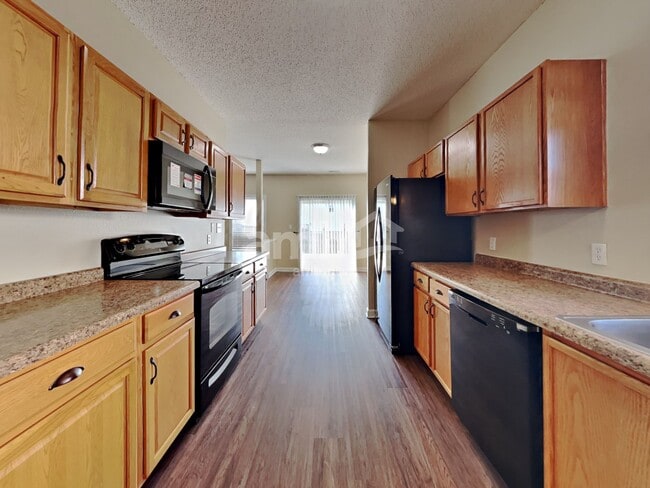 Building Photo - 9675 Lomax Dr