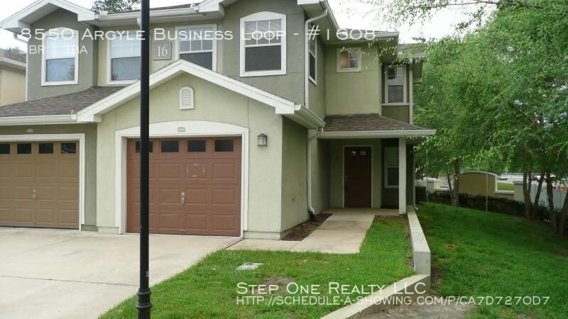 Foto principal - 8550 Argyle Business Loop