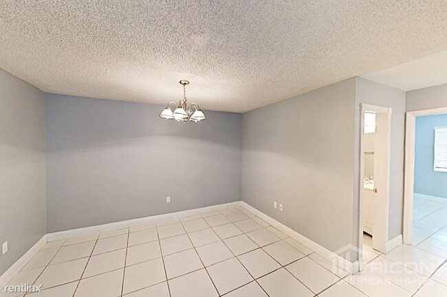 Foto del edificio - 20561 SW 122nd Pl