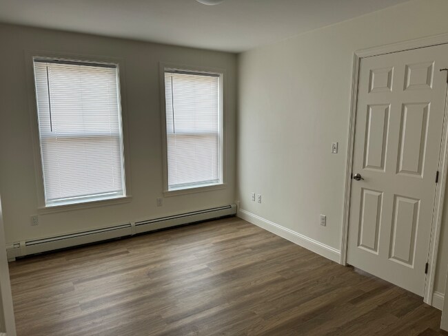 Photo - 33 Hoppin Ave Apartment