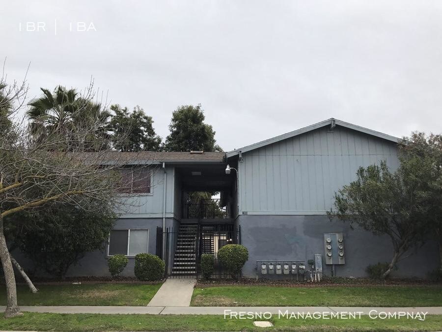 Primary Photo - BEAUTIFUL 1 Bedroom On Shields & Hughes!