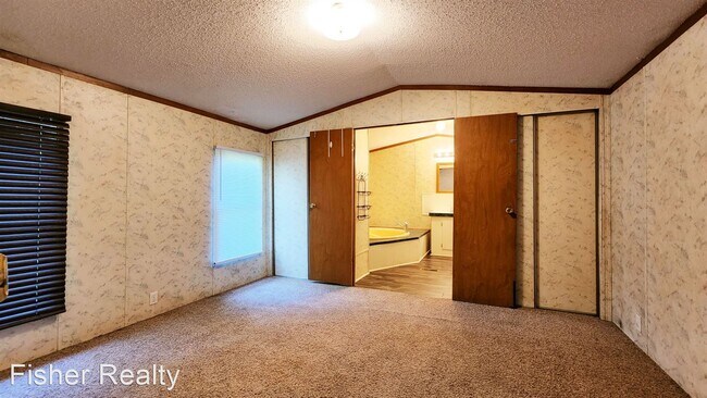 Building Photo - 3 br, 2 bath House - 124 Wilson Road