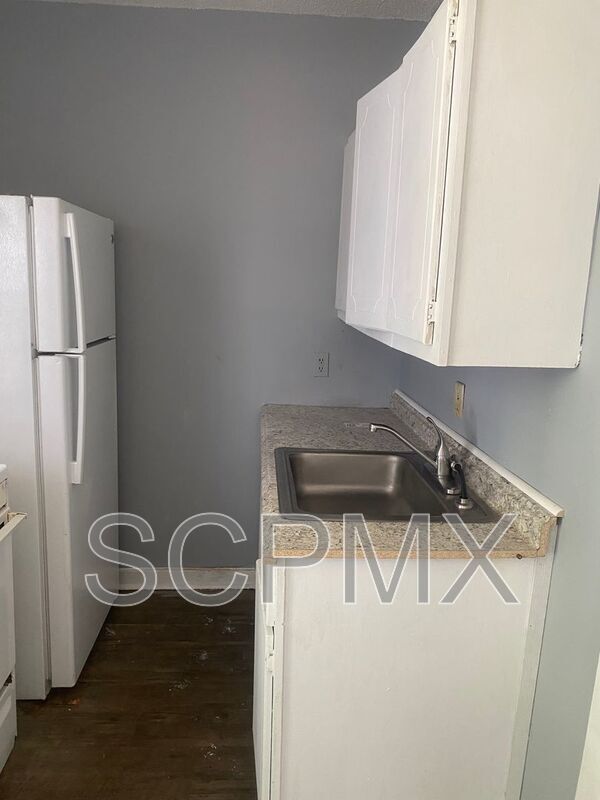 Foto del edificio - 1527 Henley St