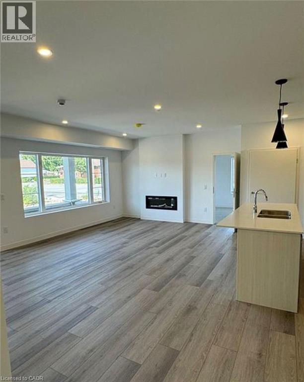 Photo du bâtiment - 119 Lincoln St