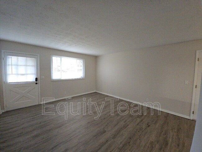 Building Photo - 9196 Gila Dr