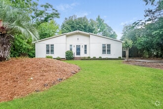 Building Photo - 304 E Wynngate Dr