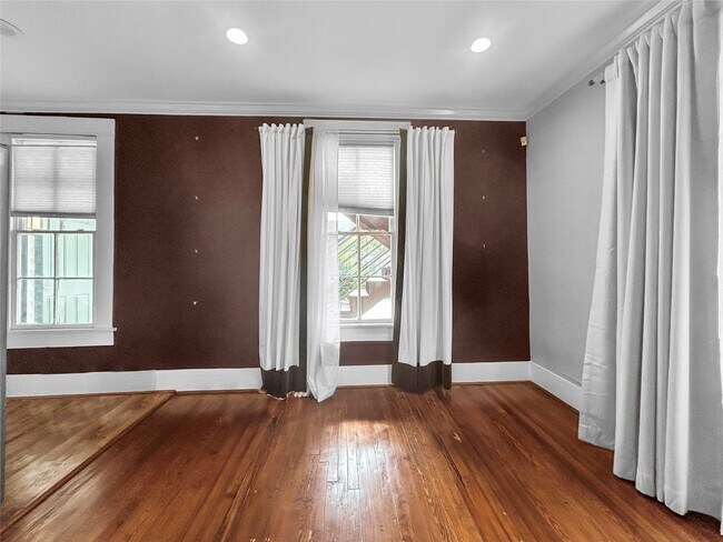 Foto del edificio - 1310 Anita St