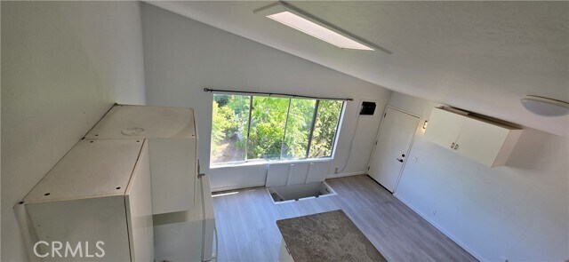 Foto del edificio - 667 N Woods Ave