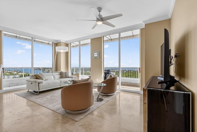 Foto del edificio - 700 E Boynton Beach Blvd