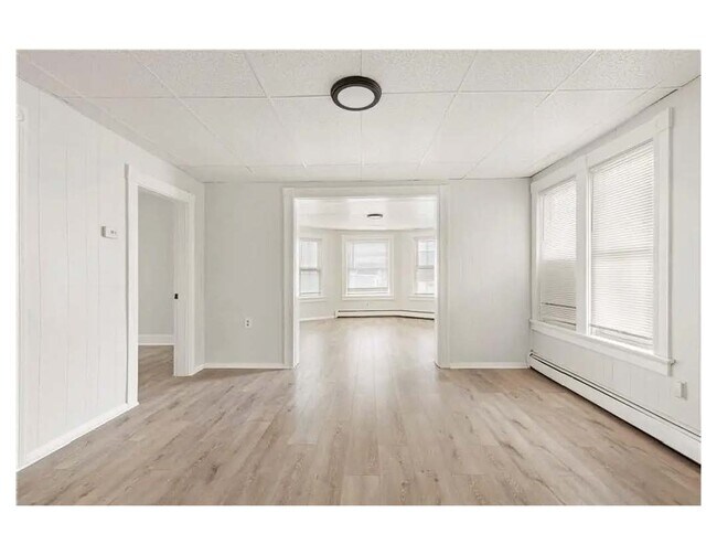 Foto del edificio - 411 Rathbun St