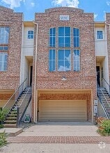 Building Photo - 915 Knox St