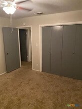Building Photo - 6718 Silvermine Dr