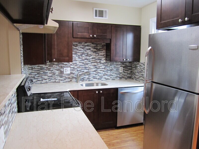 Primary Photo - 2709 Arlington Blvd