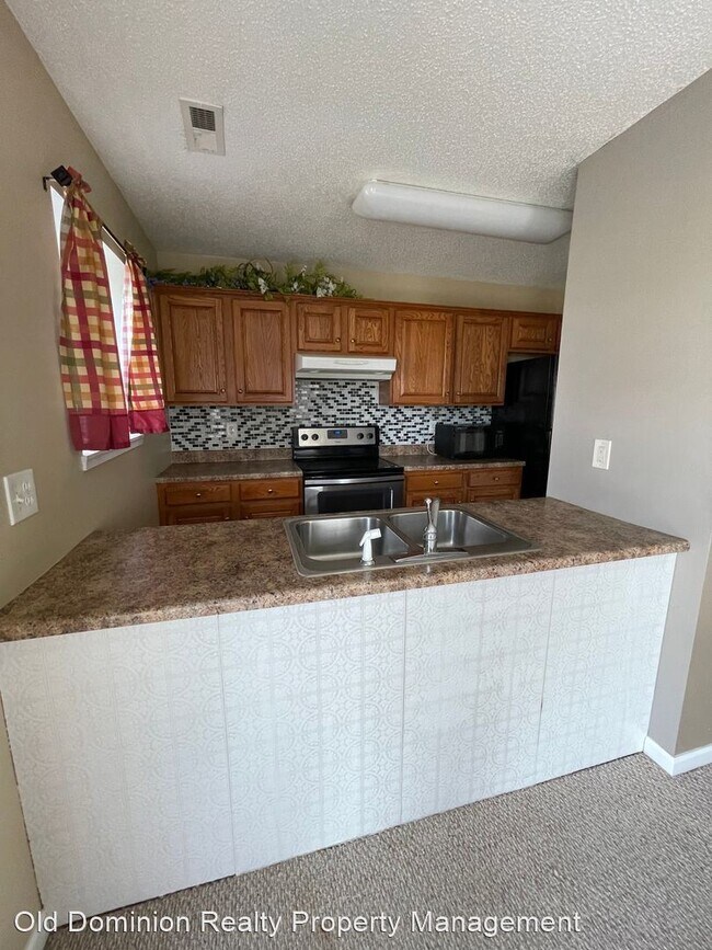Building Photo - 3 br, 2.5 bath House - 1049 Molly Pitcher ...