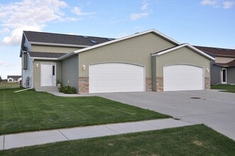 Building Photo - 4008 9th St S