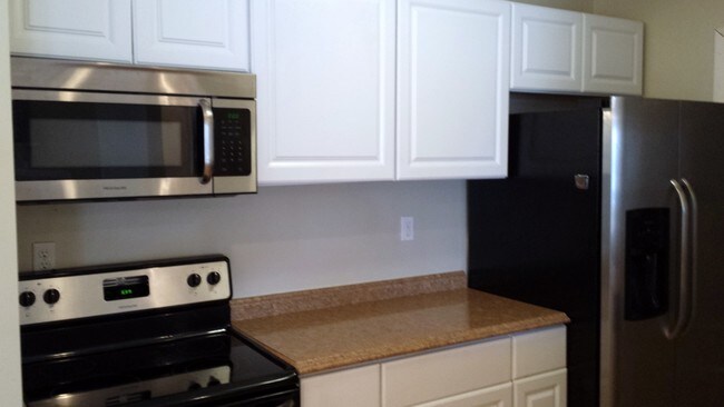 Foto del edificio - 1411 Lake Pointe Way