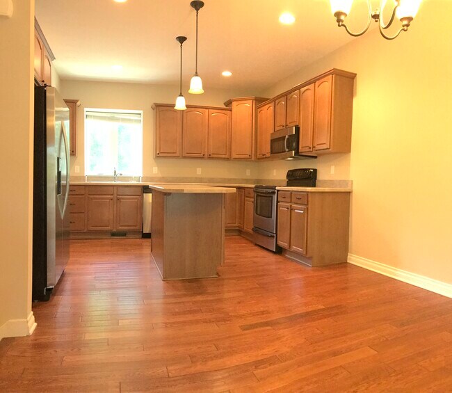 Kitchen Stainless steel appliances - 5828 Okemos Rd