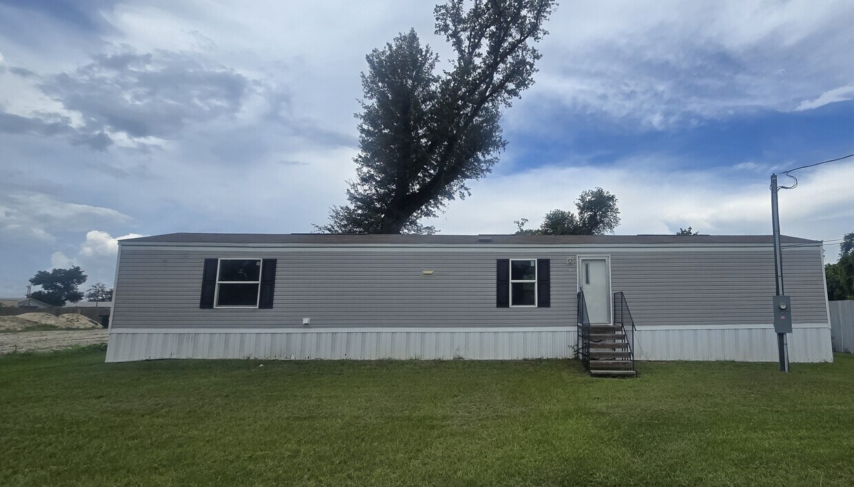 Foto principal - 117 Springfield Ave