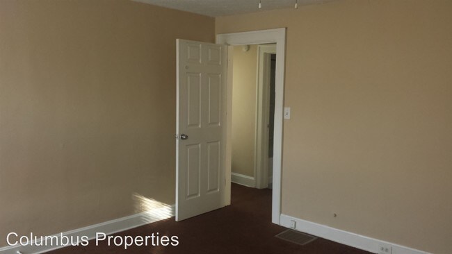 Foto del edificio - 228 N Oakley Ave