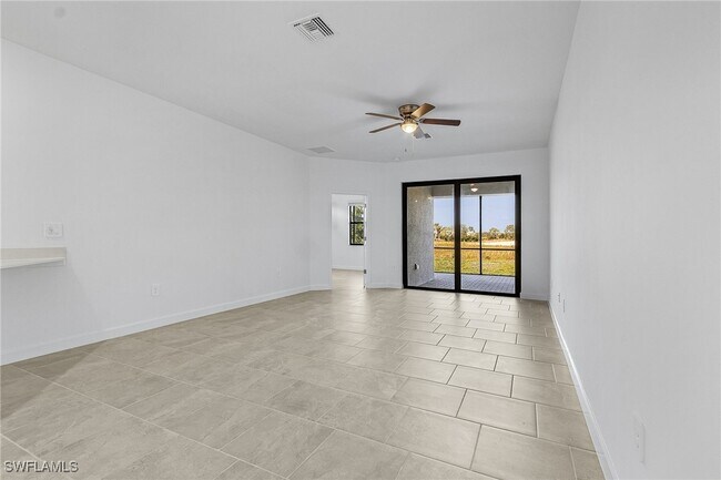 Building Photo - 19617 Hinkley Dr