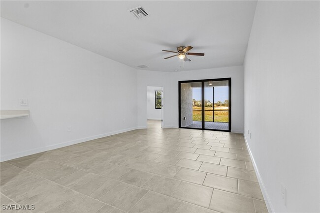 Foto del edificio - 19621 Hinkley Dr