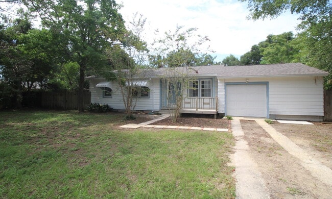 Foto del edificio - Coming Available 9/8! 3-Bedroom Near Downt...