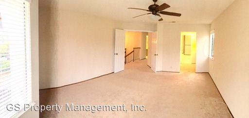 Building Photo - 828 Erie Cir