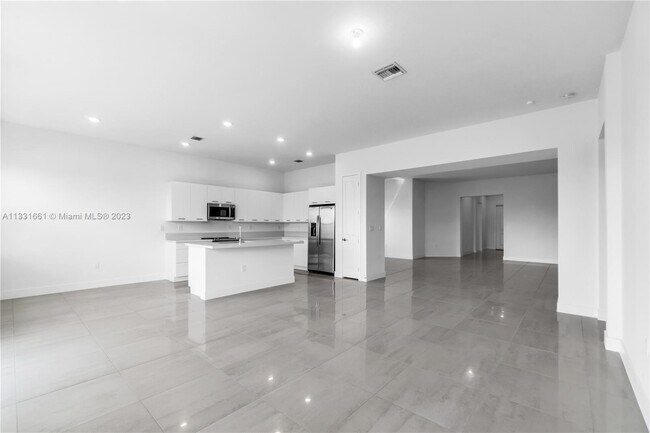 Building Photo - 17536 SW 41st St