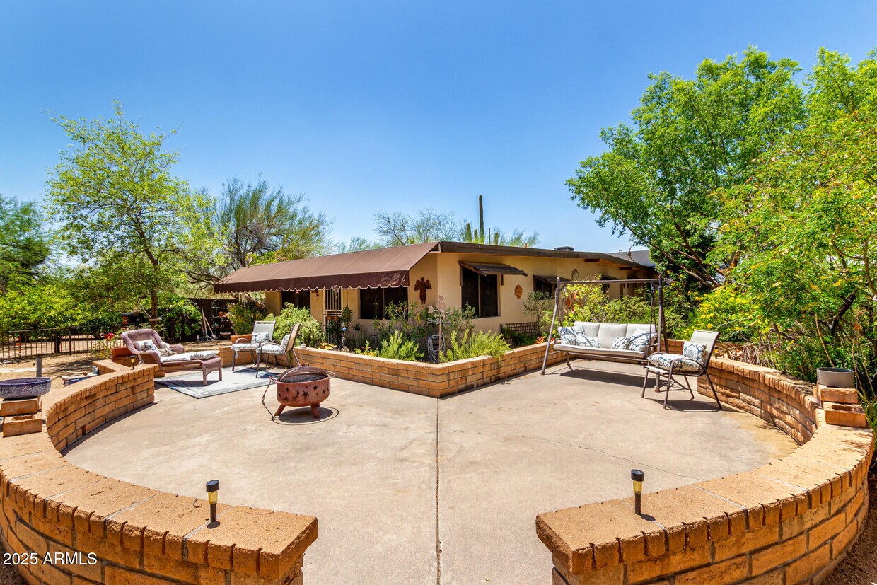 Primary Photo - 6604 E Dove Valley Rd