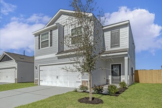 Building Photo - 8119 Sunberry Shadow Dr