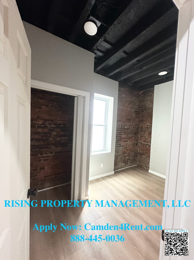 Building Photo - 1270 Liberty St