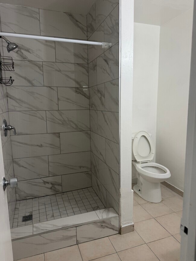 Foto del edificio - 614 N Moraga St