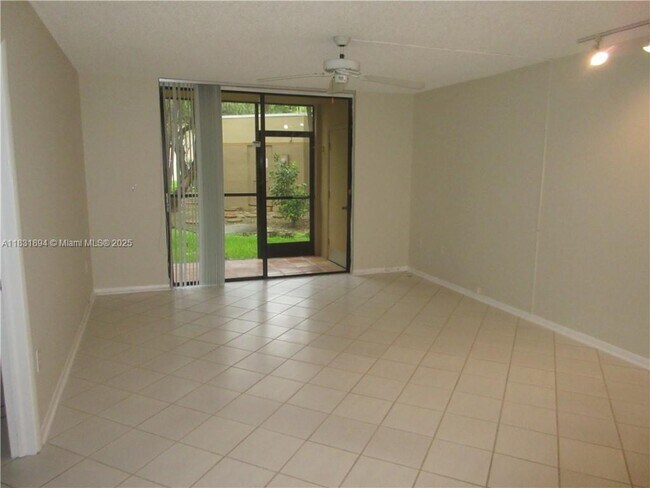 Building Photo - 8005 SW 107th Ave