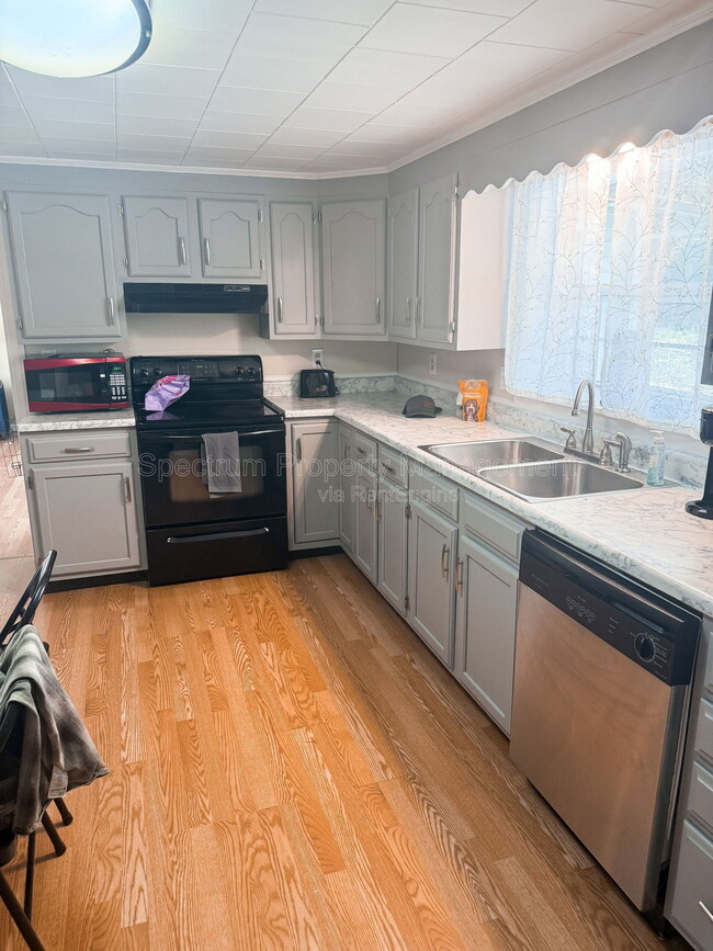 Building Photo - 1145 Waterville Rd