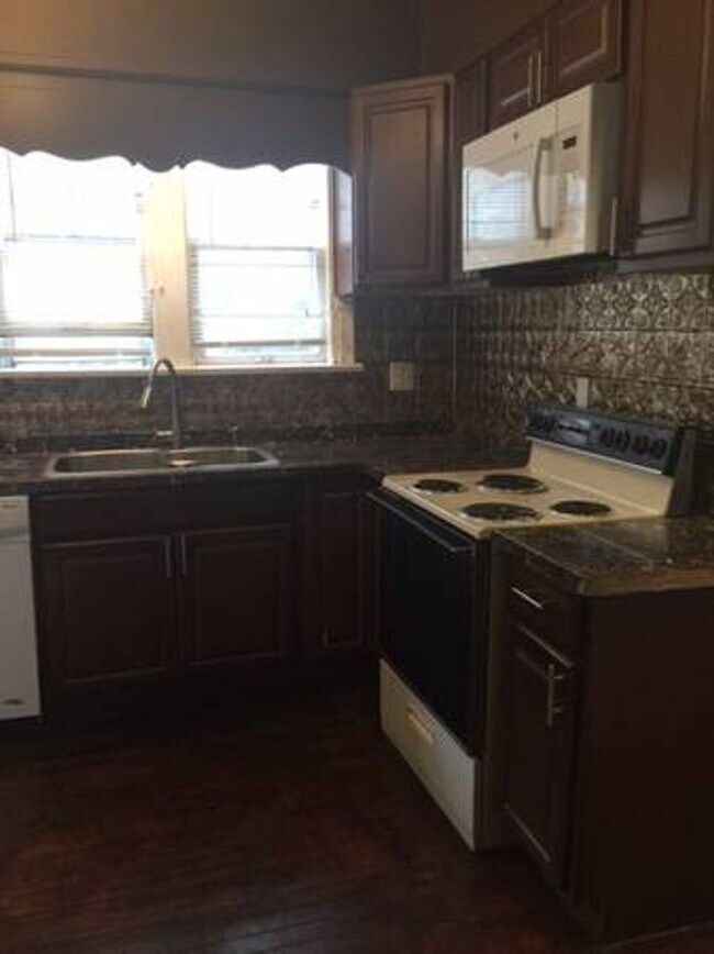 Foto del edificio - 954-15TH