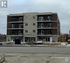 Building Photo - 310-310 Broadway