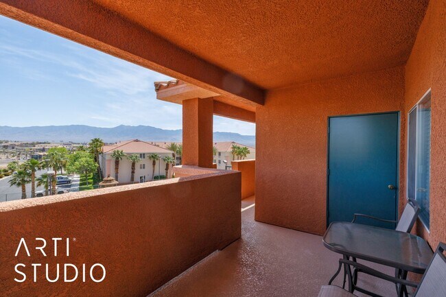 Foto del edificio - 2-bedroom 2-bathroom upstairs condo fully ...