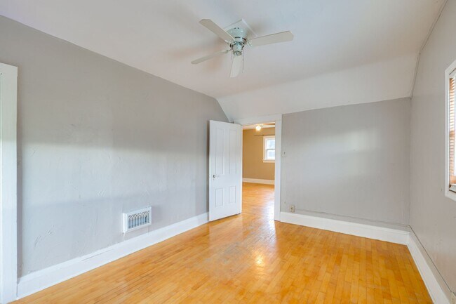 Foto del edificio - 162 7th St